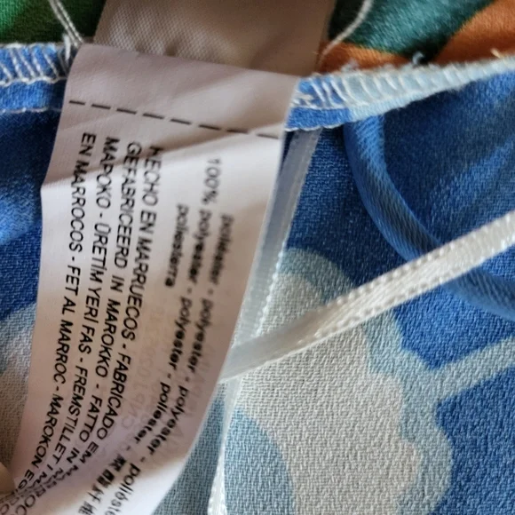 ⭐️3/$25⭐️ NWT Zara Women's Floral Halter Backless Crop Top Size XS - Picture 12 of 12